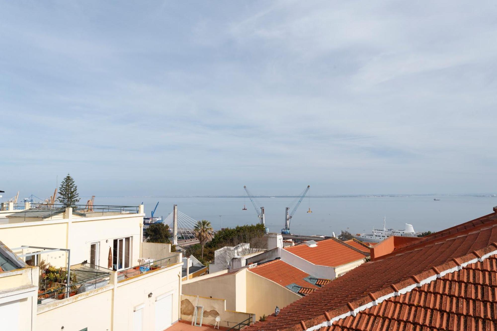 Barbadinhos Apartments In Lisbon Historic Neighborhood المظهر الخارجي الصورة